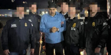 Maduro duerme recluido en Brooklyn mientras Delcy Rodríguez asume su puesto en Caracas