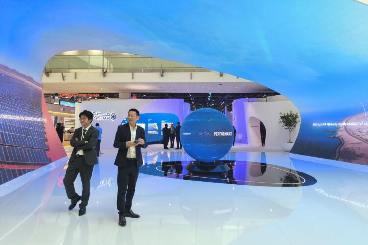 China es la protagonista de este año de la Semana de la Sostenibilidad de Abu Dabi (ADSW), el primer evento energético de 2026, que se reivindica como líder en el sector de las energías renovables. EFE/Isaac J. Martín