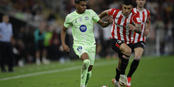 El Barcelona defiende el trono ante el irregular Athletic