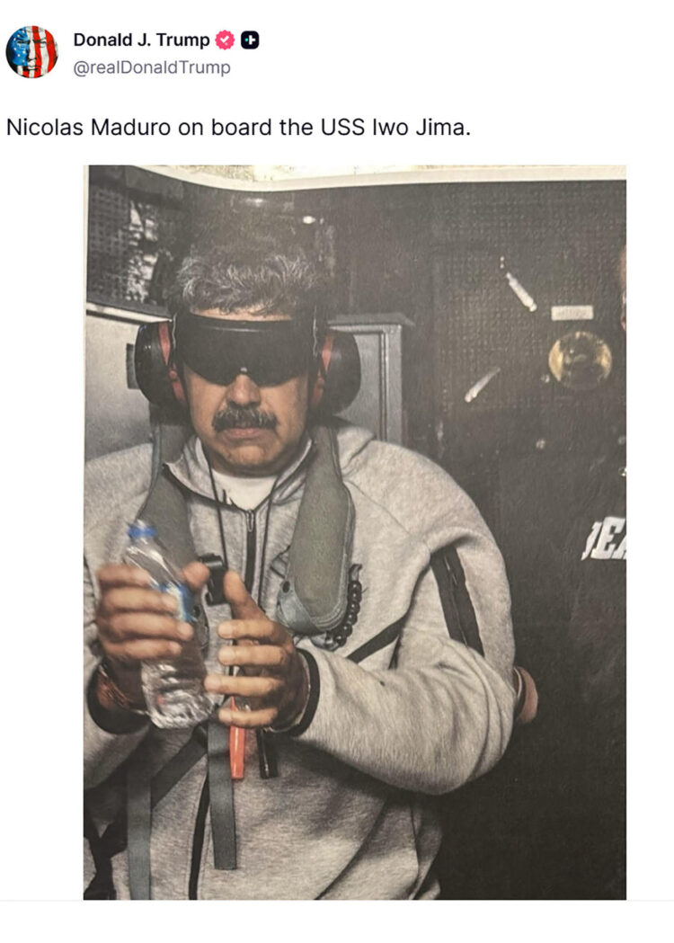 Fotografía tomada de la cuenta oficial @realDonaldTrump en Truth Social del presidente de Estados Unidos, Donald Trump, en la que se ve al presidente de Venezuela Nicolás Maduro, a bordo del USS Iowa Jima. EFE/ @realdonaldtrump /SOLO USO EDITORIAL/NO VENTAS