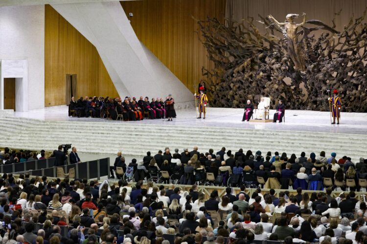 - El Papa León XIV preside su audiencia general semanal en el Aula Pablo VI de la Ciudad del Vaticano, este miércoles.-EFE/ Fabio Frustaci