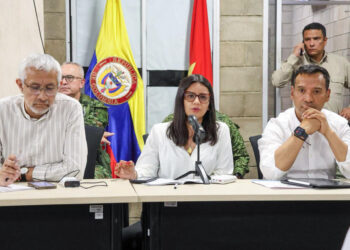 Colombia desplegará 30.000 soldados en la frontera con Venezuela para mantener seguridad