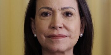 María Corina Machado pide una «transición real» en Venezuela tras reunirse con Marco Rubio