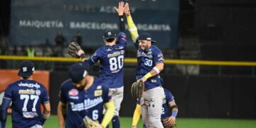 Magallanes golpeó primero en la Gran Final