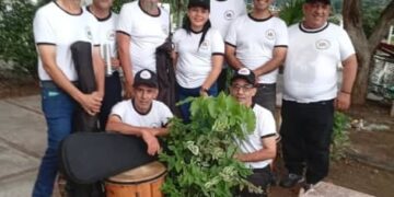 Comenzó por lo alto actividad académica y cultural en C.E «Andrés Lomelli Rosario» de Tres Esquinas