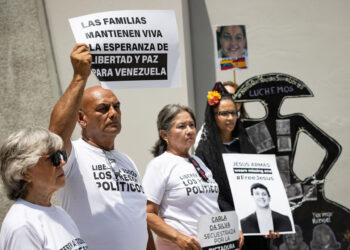 Oposición venezolana ve «urgente» la liberación de presos políticos para una transición