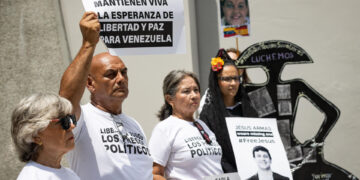 Oposición venezolana ve «urgente» la liberación de presos políticos para una transición
