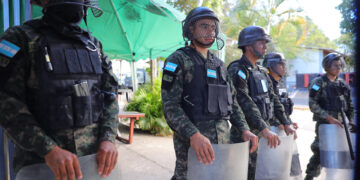 Se agudiza crisis política en Honduras tras petición de nuevo escrutinio «voto por voto»