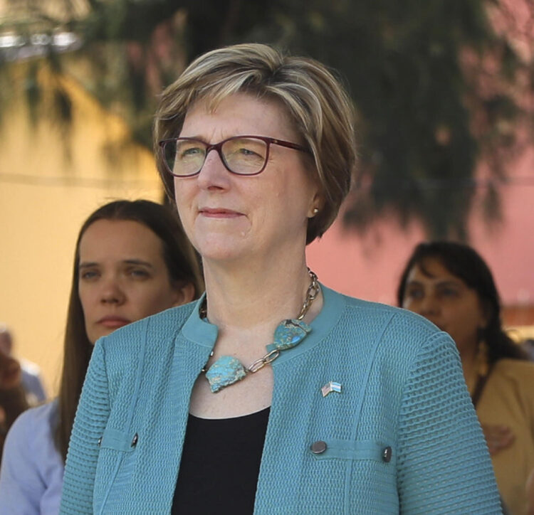 Fotografía de archivo del 6 de junio de 2023 de la embajadora Laura Dogu en un evento público en Tegucigalpa (Honduras). EFE/Gustavo Amador