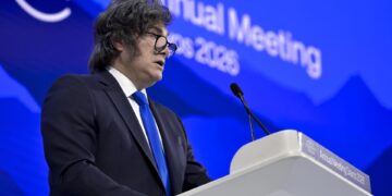 Milei afirma en Davos que «el mundo ha comenzado a despertar» y «América será el faro»