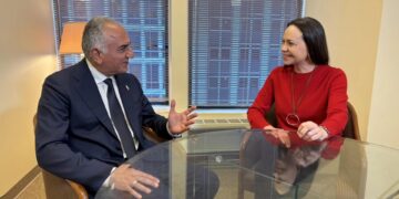 María Corina Machado y el hijo del sah se reúnen para tratar el futuro de Venezuela e Irán