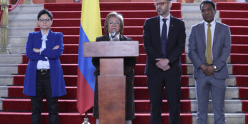 Colombia esperará que Venezuela decida su futuro antes de reconocer a Delcy Rodríguez