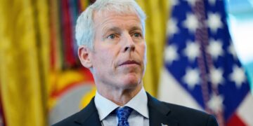 EEUU asegura que Chevron, Shell y Repsol «elevarán de inmediato» su inversión en Venezuela