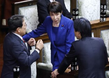Gobierno japonés propone endurecer las leyes migratorias a dos semanas de las elecciones
