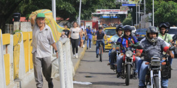 Colombia destaca normalidad en frontera con Venezuela y alista medidas ante eventualidades