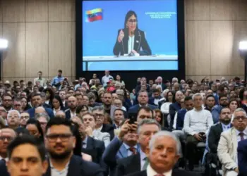 Delcy Rodríguez consolida poder con vacante en la Vicepresidencia pese a presión de EE. UU.