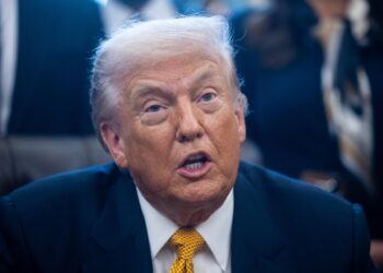 Trump mantiene una llamada con Delcy Rodríguez y dice que es una «persona fantástica»
