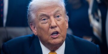 Trump mantiene una llamada con Delcy Rodríguez y dice que es una «persona fantástica»