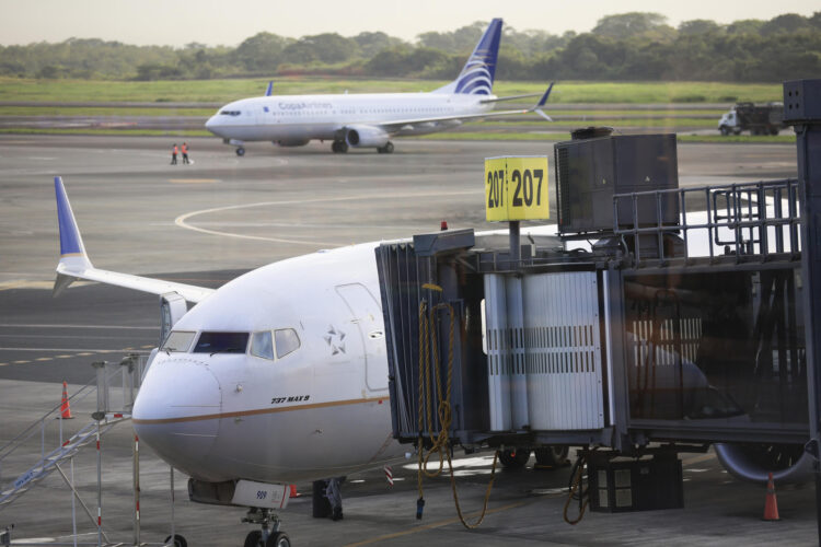 Fotografía de archivo de aviones de Copa Airlines. EFE/ Bienvenido Velasco