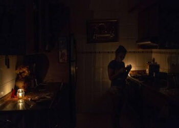 Continúan las fluctuaciones de voltaje en Boconó 