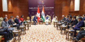 Líderes de todo el mundo retan a la oligarquía de la IA mientras sellan inversiones millonarias