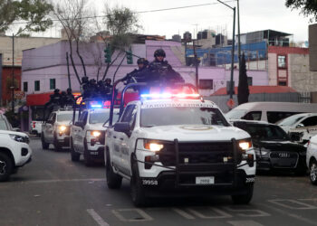 La violencia recorre México tras la muerte de El Mencho en operativo con ayuda de EE.UU.