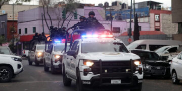 La violencia recorre México tras la muerte de El Mencho en operativo con ayuda de EE.UU.