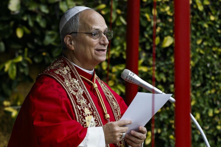 El Papa León XIV participa en la inauguración de un mosaico mariano y de la estatua de Santa Rosa de Lima, en los Jardines Vaticanos, Ciudad del Vaticano, EFE/EPA/ANGELO CARCONI
