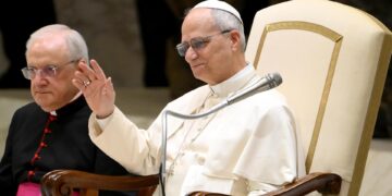 El papa pide apoyo para los ucranianos ante bombardeos a las infraestructuras energéticas