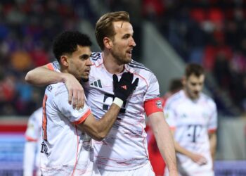 El ‘Clásico’ por la Bundesliga, la presión del Arsenal y la jornada en 5 focos