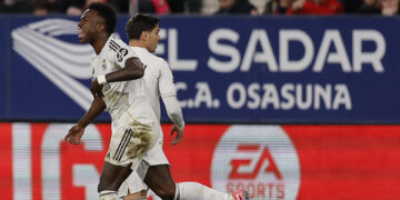 LaLiga denuncia cánticos «Vinicius, muérete» y «Asencio, muérete» en el Osasuna-R.Madrid