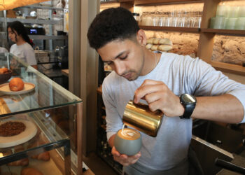 La migración venezolana deja su huella en la célebre gastronomía peruana