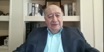 Humberto Calderón Berti:  PDVSA tiene que ir a un proceso de achicamiento y hay que reconstruir la industria petrolera