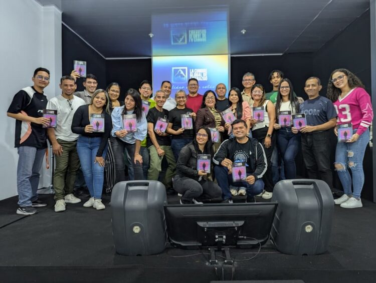 Equipo organizador de la Cumbre Global de Liderazgo Valera