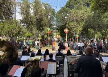 Banda Sinfónica de Mérida engalanó la plaza Bolívar con concierto