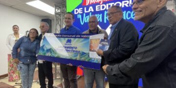 Exposición “Valera Paz y Fe” fue instalada en la Alcaldía de Valera