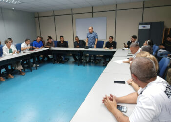 Movimiento de Profesionales y Técnicos Trujillo realizó Conversatorio sobre situaciòn polìtica actual