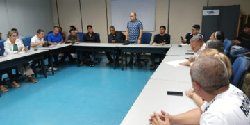 Movimiento de Profesionales y Técnicos Trujillo realizó Conversatorio sobre situaciòn polìtica actual