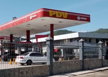 Pdvsa vende gasolina de 97 octanos a $1 por litro en Caracas