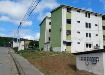 PAGAR POR AIRE: El drama de Las Lomas en Valera
