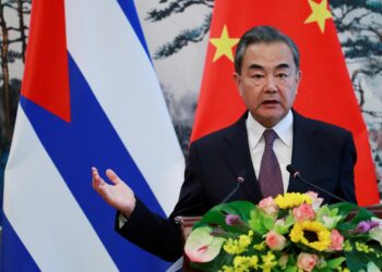 China promete seguir dando «apoyo y asistencia» a Cuba «dentro de sus capacidades»