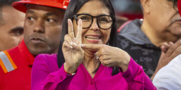 Delcy Rodríguez, el primer mes en el poder de la mujer que timonea al chavismo