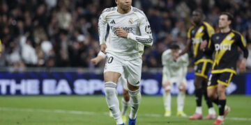 2-1. Mbappé calma los nervios en el minuto 100