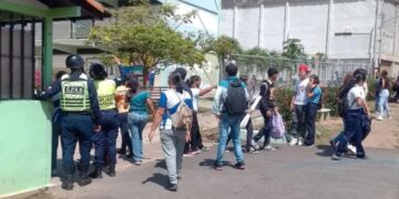 Al menos 36 liceístas de Mérida afectados por presunta intoxicación