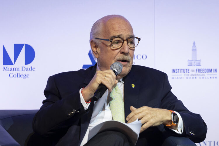 Fotografía de archivo del expresidente de Colombia Andrés Pastrana. EFE/Marco Bello