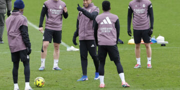 Mbappé regresa al grupo y estará ante la Real Sociedad