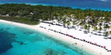 Activan aplicación para controlar turismo en Parque Nacional Morrocoy tras denuncias de daños ambientales