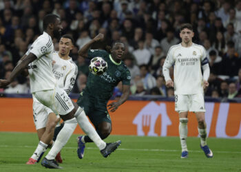 El Real Madrid, por primera vez contra la épica