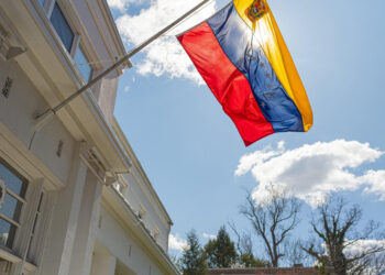 Venezuela anuncia haber retomado sus sedes diplomáticas en EE.UU.