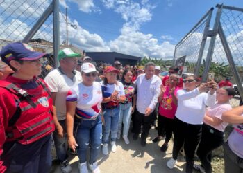 Jornada Social celebrada en Sabana Grande atendió a numerosas personas